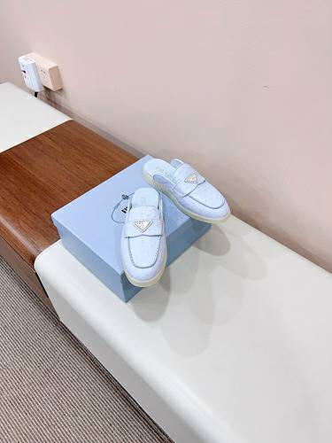 Picture of Prada Shoes Women _SKUfw141818877fw